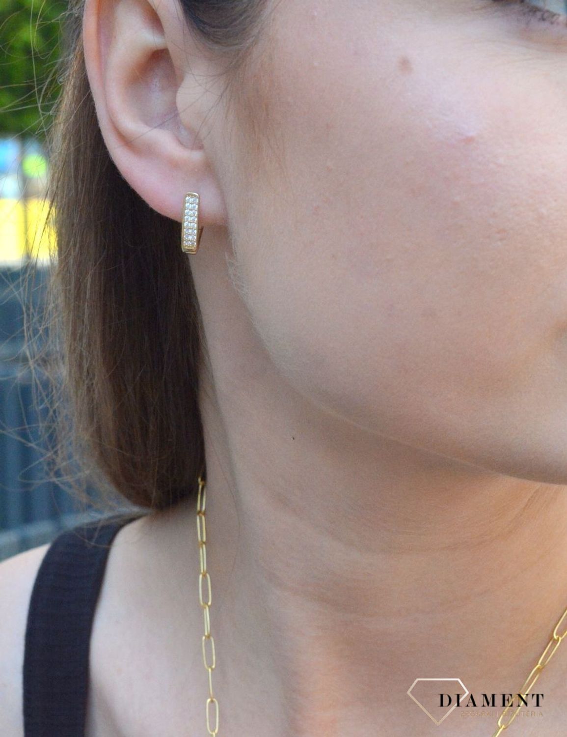 Złote kolczyki damskie z białymi cyrkoniami KL 6957A 333. Złote kolczyki z białą cyrkonią. Złote kolczyki delikatne. Malutkie kolczyki z cyrkonią. Kolczyki dla dziewczynki. Kolczyki dla kobiety. Kolczyki złote idealne na każd.jpg